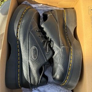 Dr. Martens BUZZ